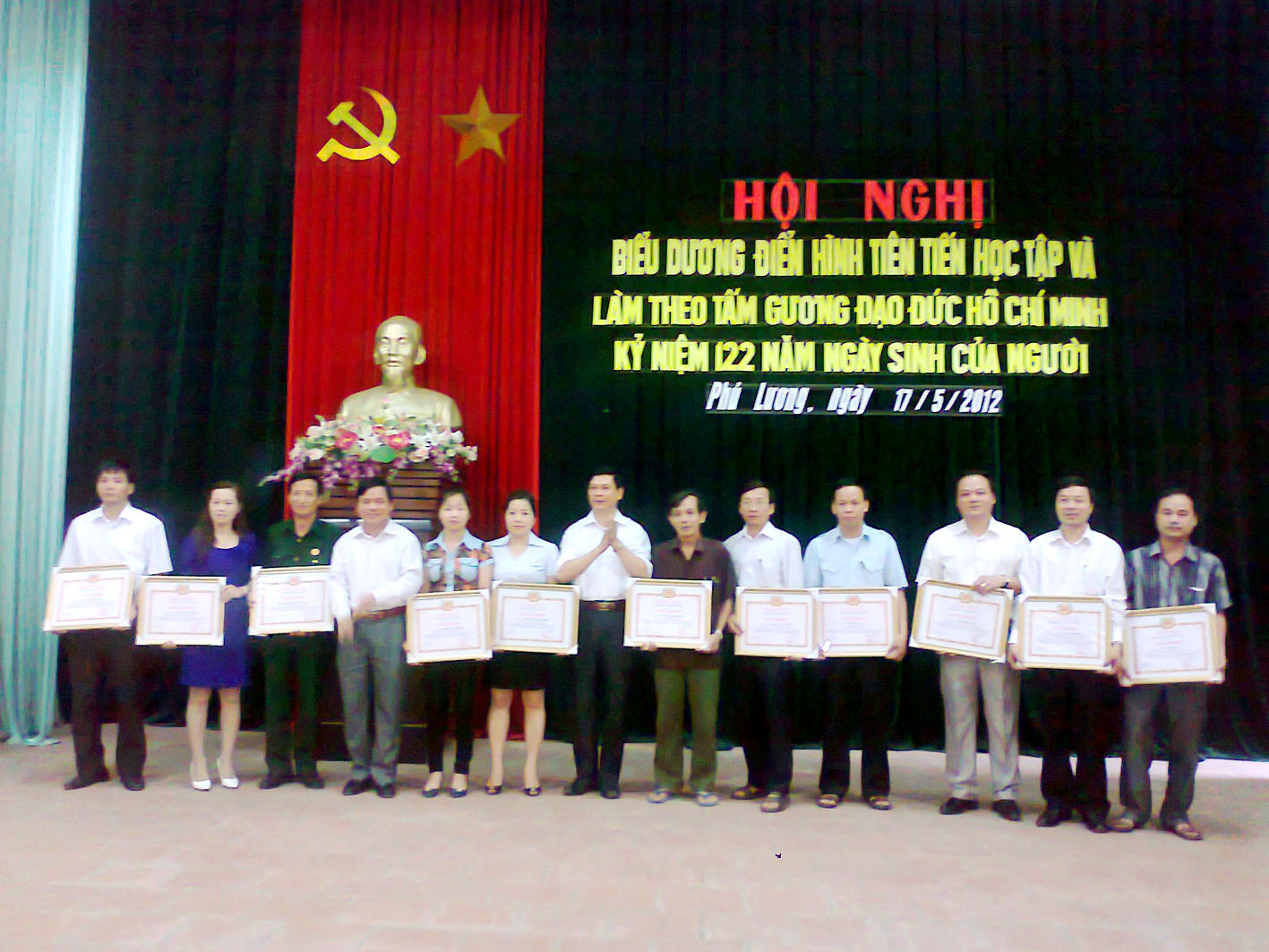 Đảng bộ huyện Phú Lương biểu dương điển hình tiên tiến học tập và làm theo gương Bác
